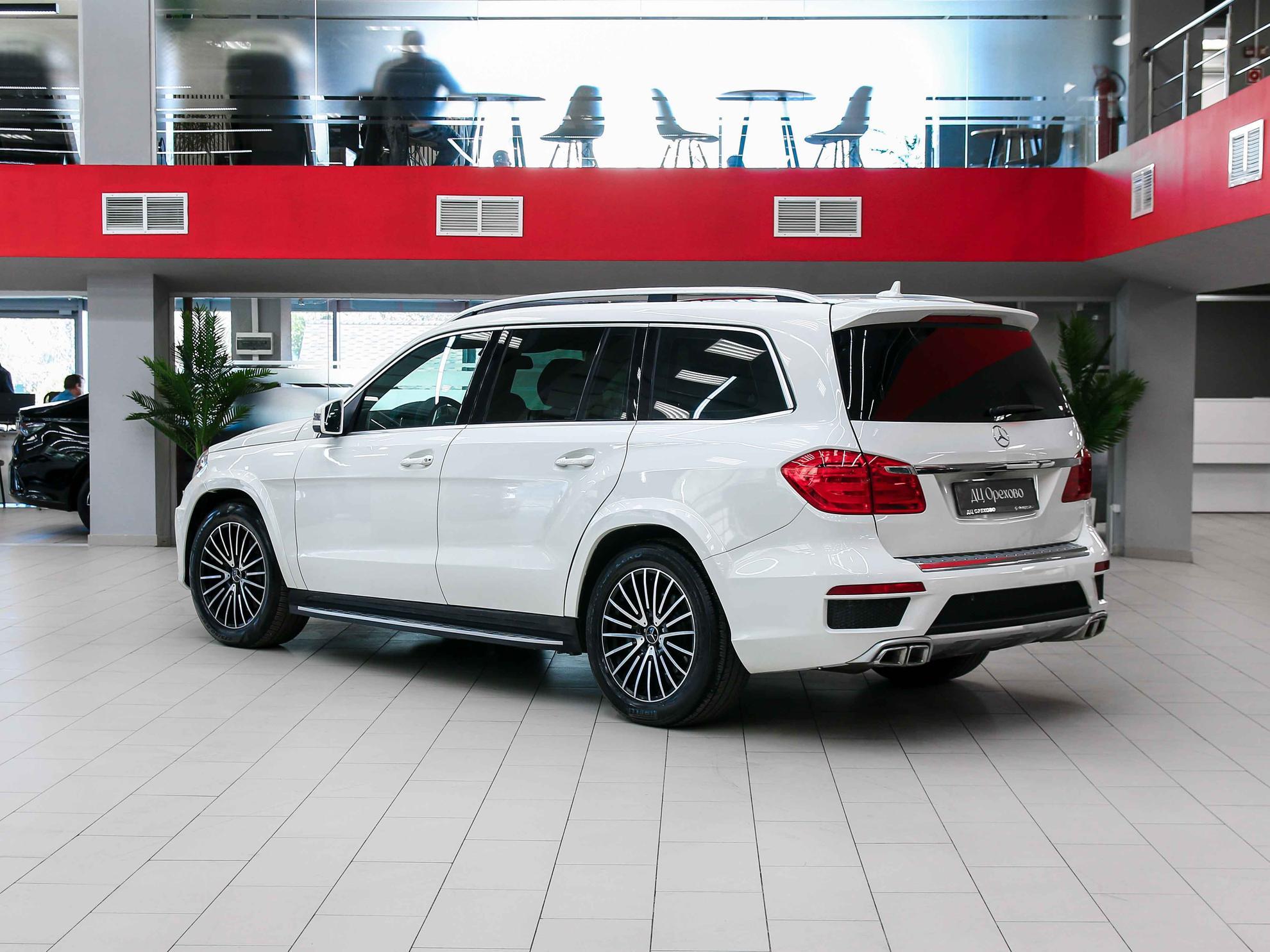 Mercedes-Benz GL-Класс 2013, белый, ДЦ Орехово