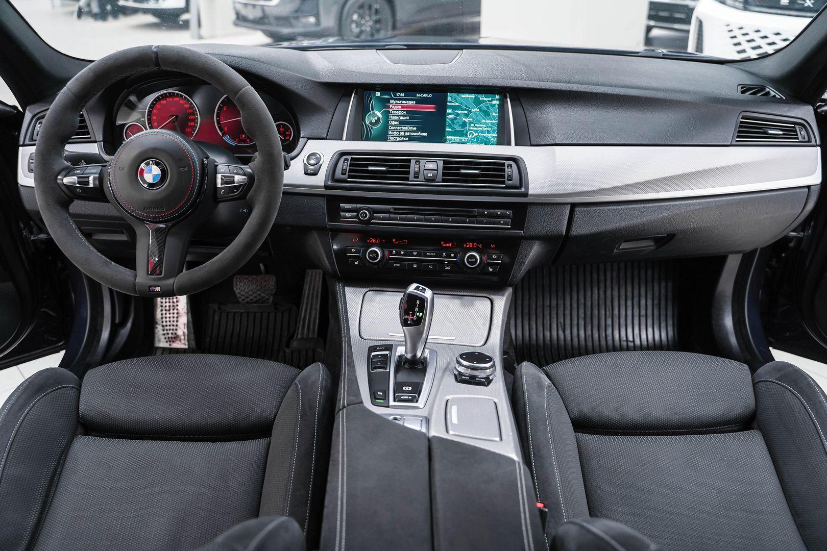 BMW 5 серии 2014, синий, ДЦ Орехово