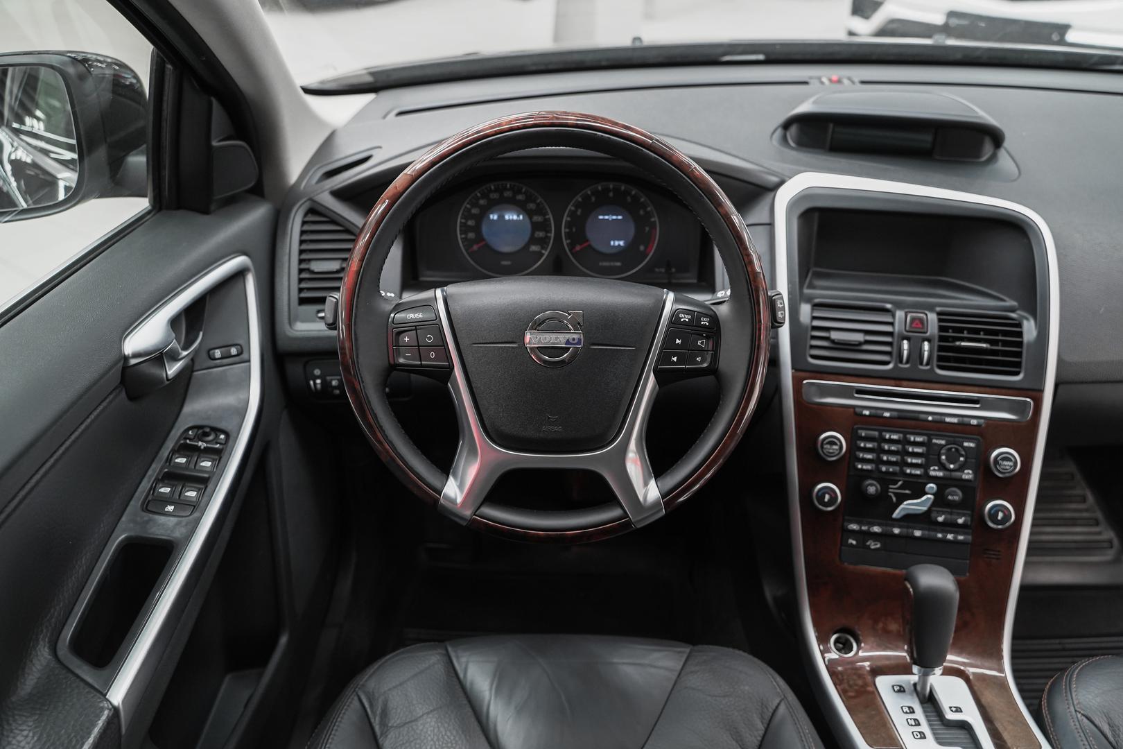 Volvo XC60 2009, черный, ДЦ Орехово