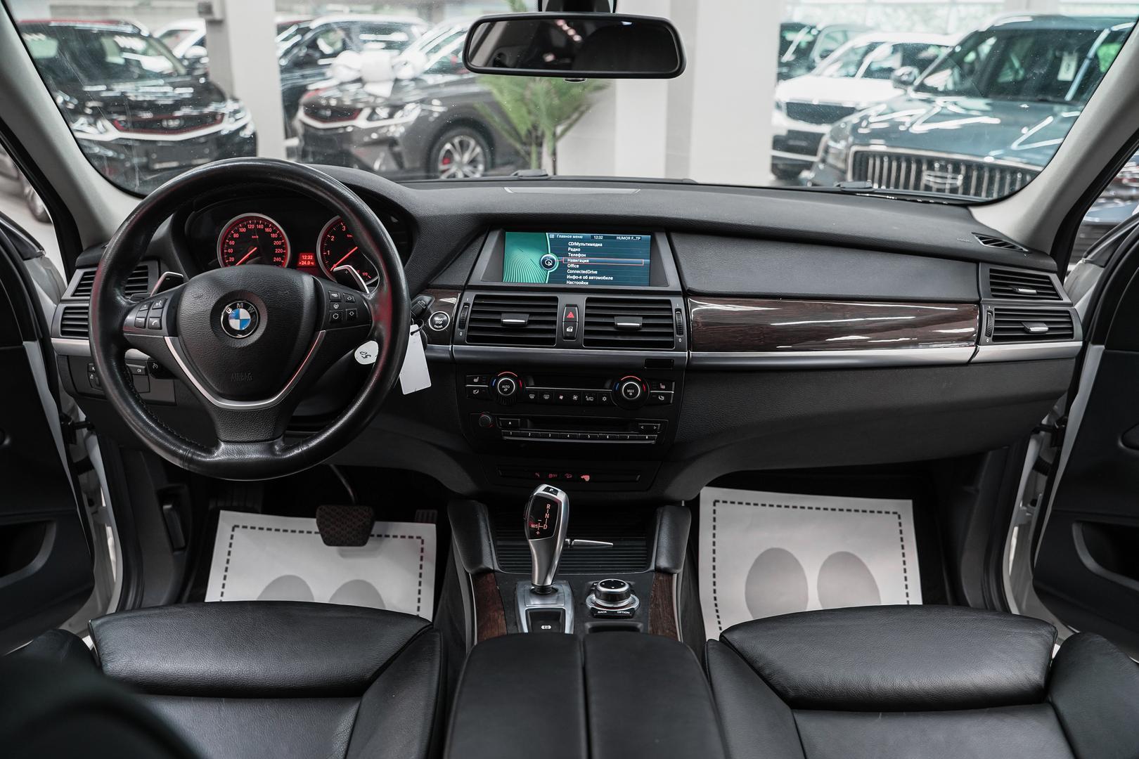 BMW X6 2013, белый, ДЦ Орехово