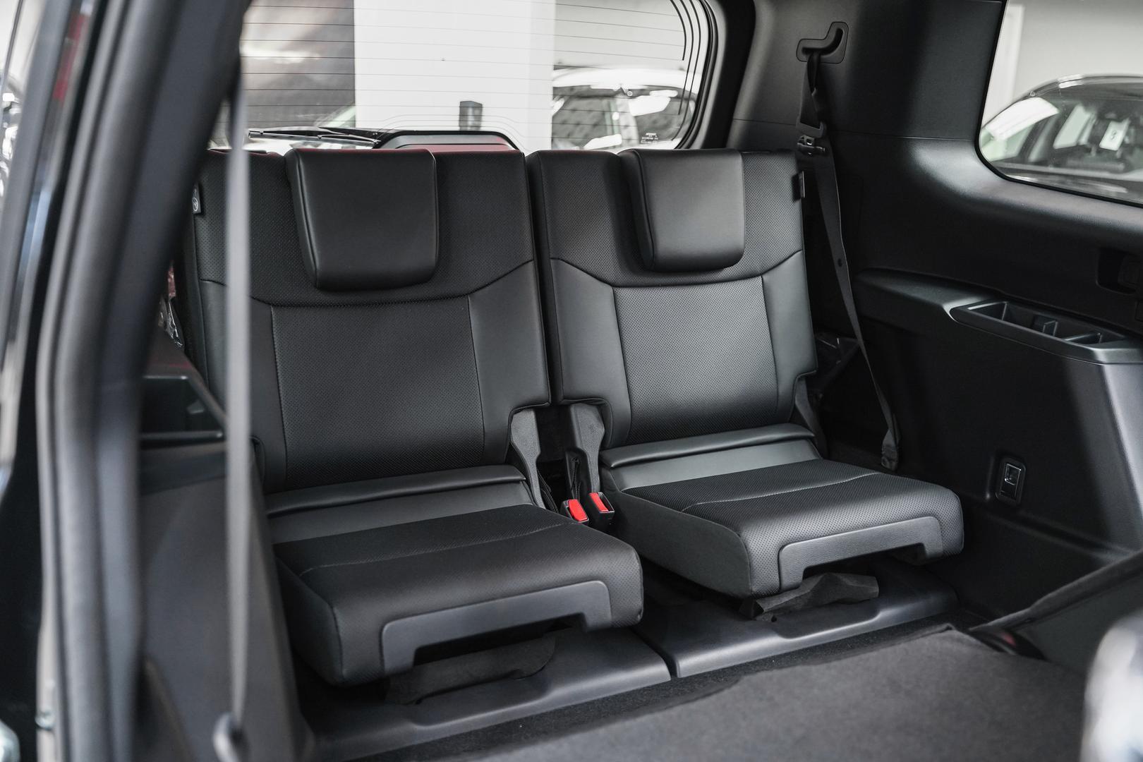 Toyota Land Cruiser Prado 2025, черный, ДЦ Орехово