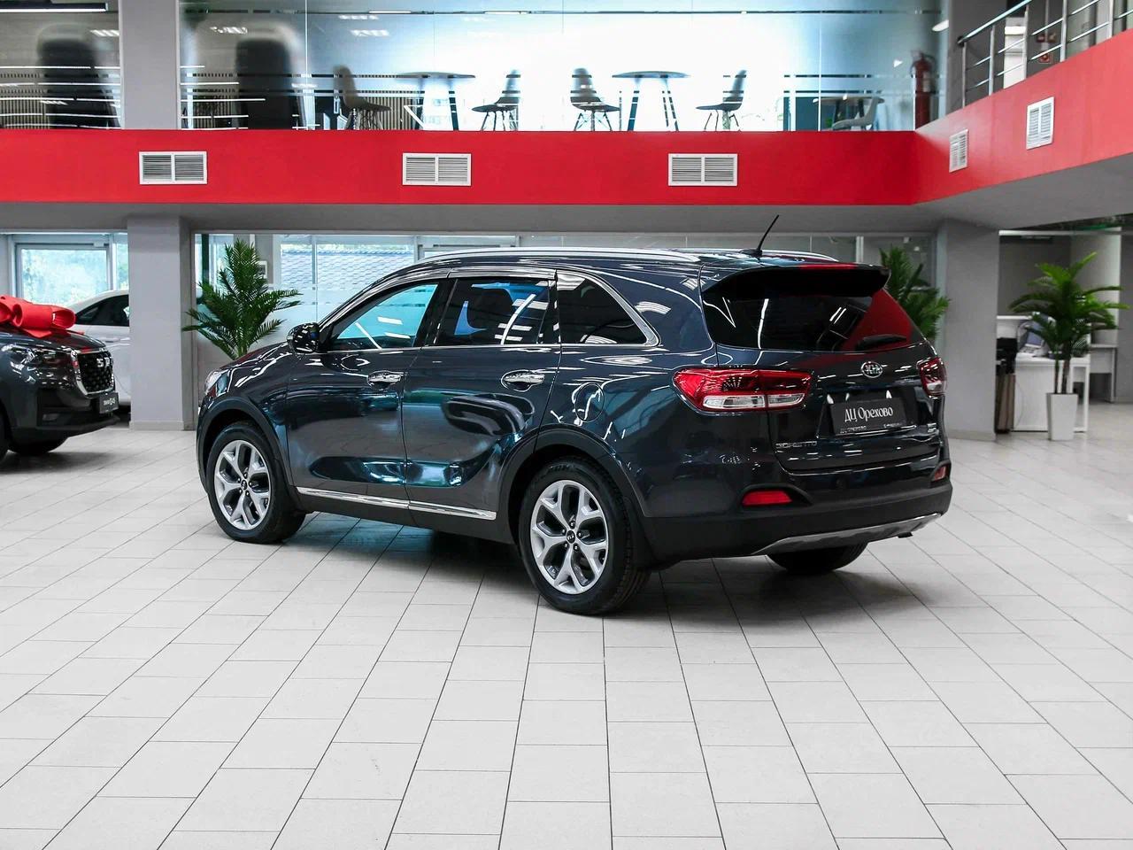 Kia Sorento 2015, серый, ДЦ Орехово