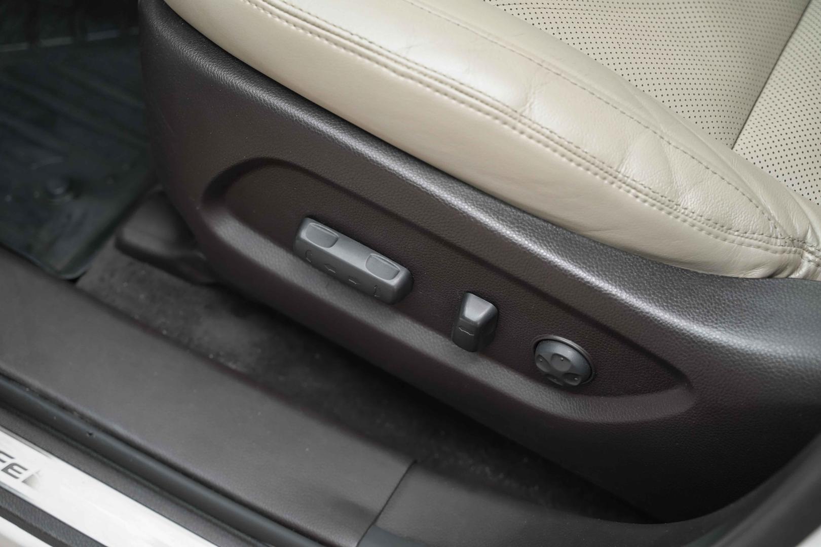Hyundai Santa Fe 2017, белый, ДЦ Орехово