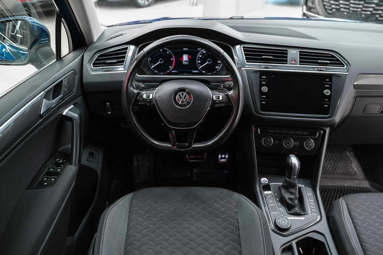 Volkswagen Tiguan 2018, синий, ДЦ Орехово