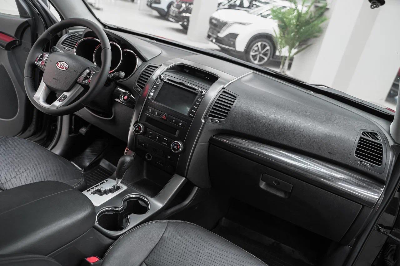 Kia Sorento 2012, черный, ДЦ Орехово