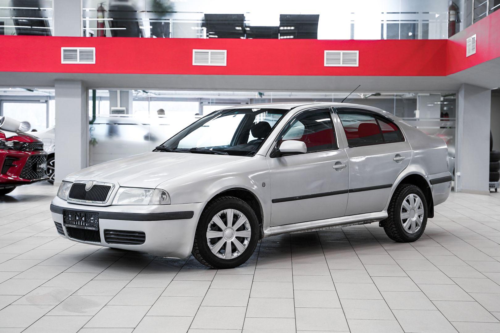 Skoda Octavia 2008, серебряный, ДЦ Орехово