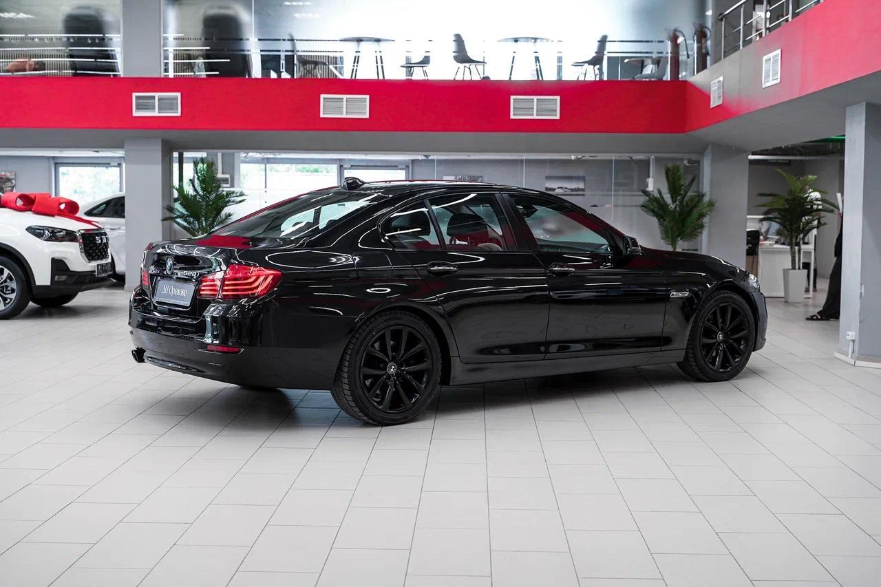BMW 5 серии 2014, черный, ДЦ Орехово