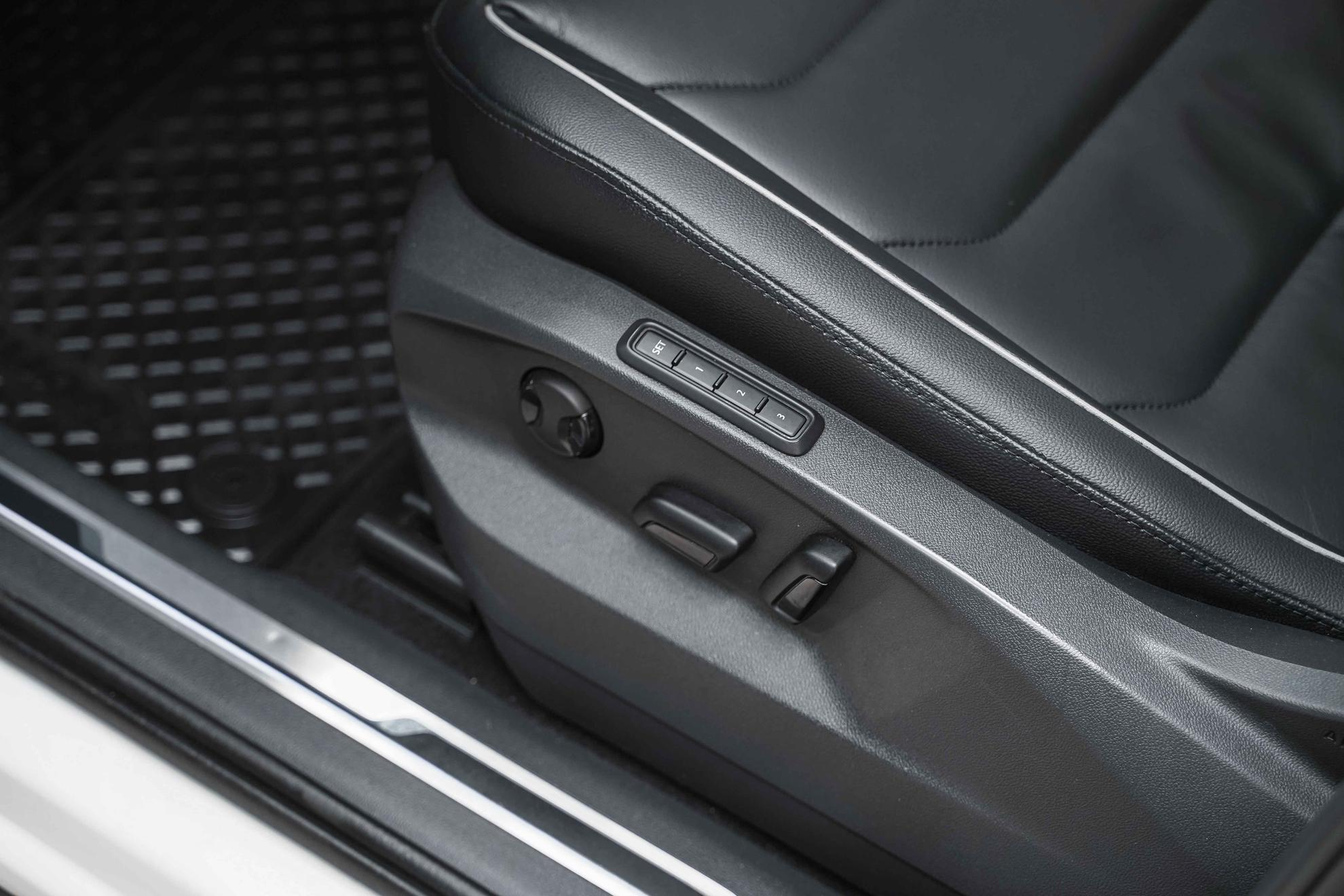 Volkswagen Tiguan 2017, белый, ДЦ Орехово