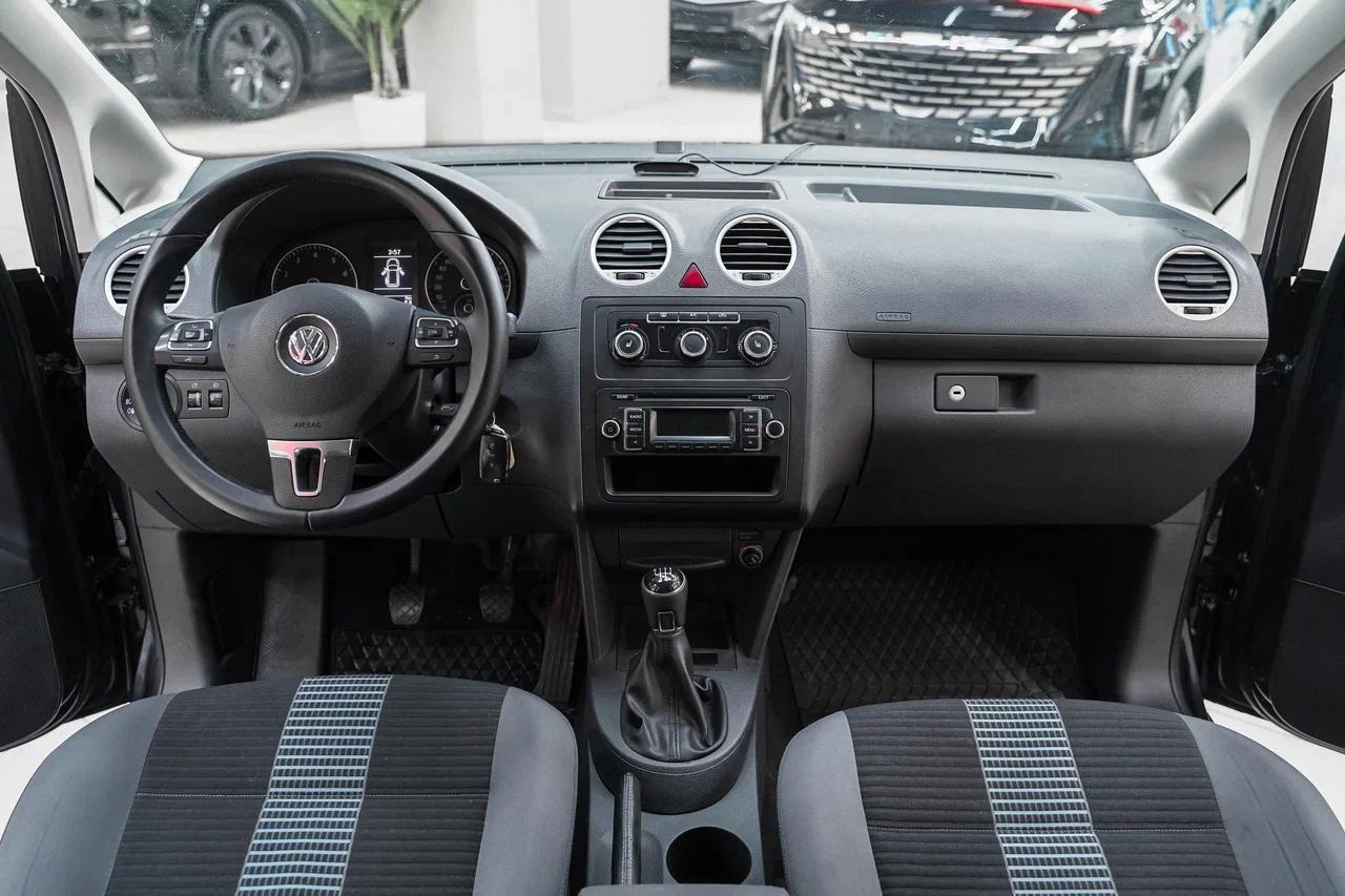 Volkswagen Caddy 2014, синий, ДЦ Орехово