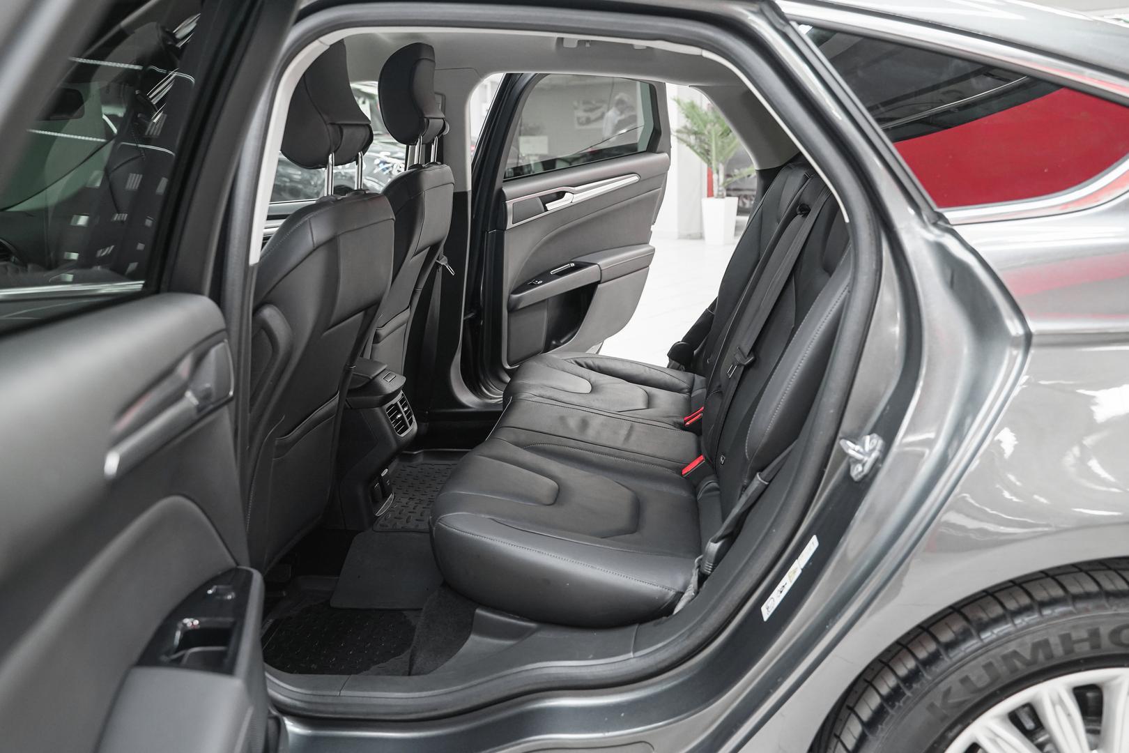 Ford Mondeo 2015, серый, ДЦ Орехово