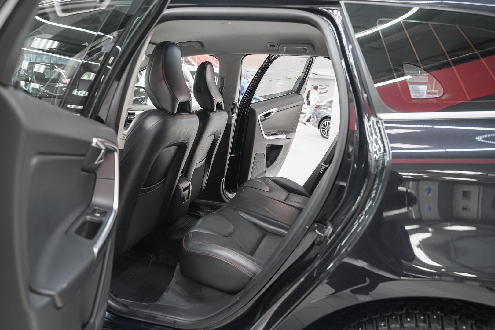 Volvo XC60 2009, черный, ДЦ Орехово