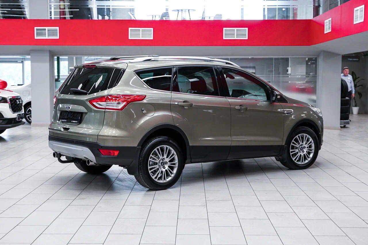 Ford Kuga 2013, серый, ДЦ Орехово