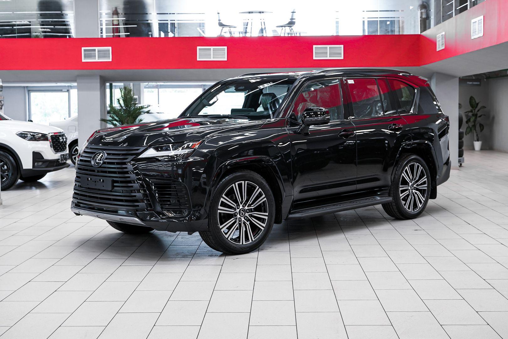 Lexus LX 2025, черный, ДЦ Орехово