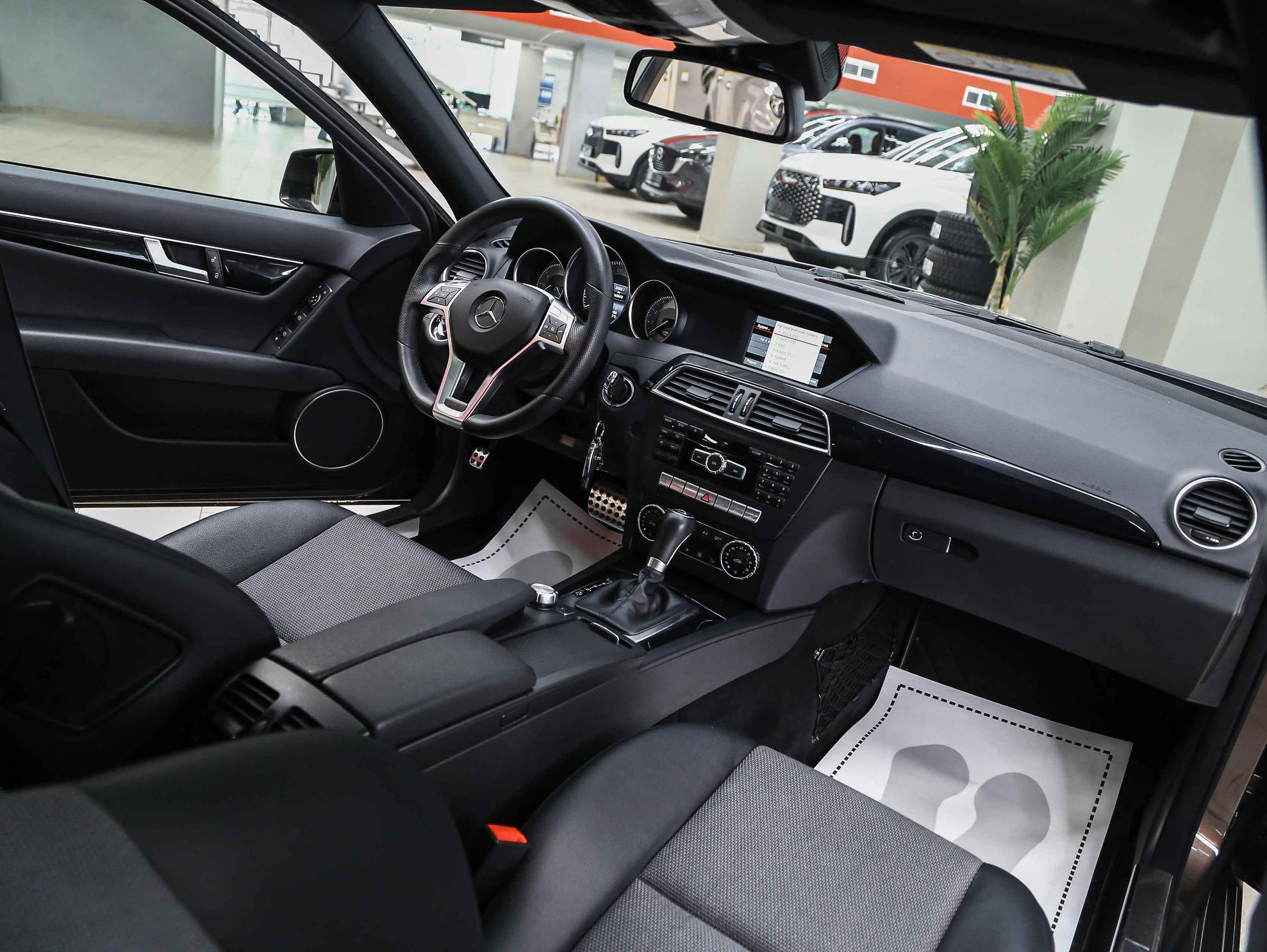 Mercedes-Benz C-Класс 2013, коричневый, ДЦ Орехово