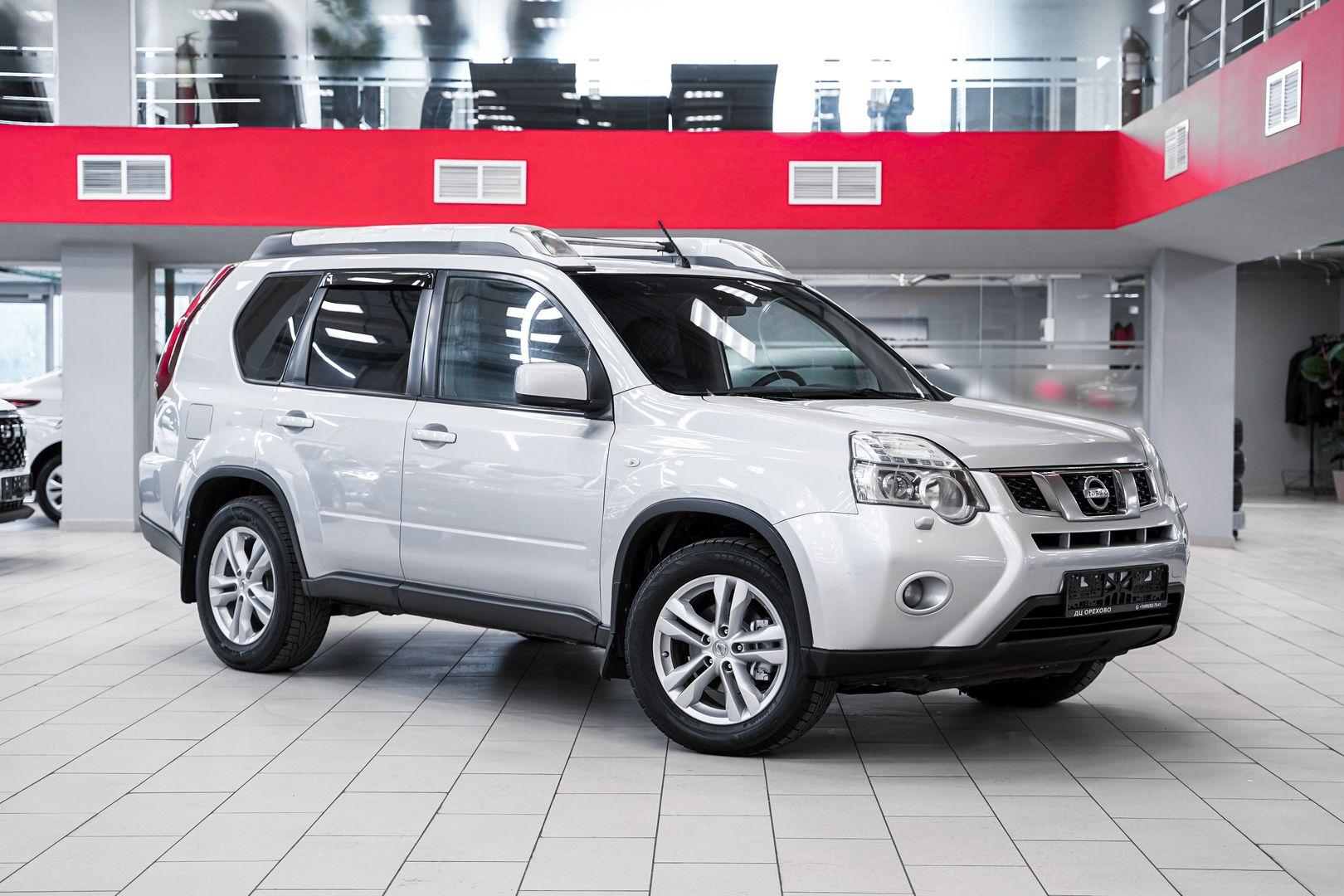 Nissan X-Trail 2012, серебряный, ДЦ Орехово