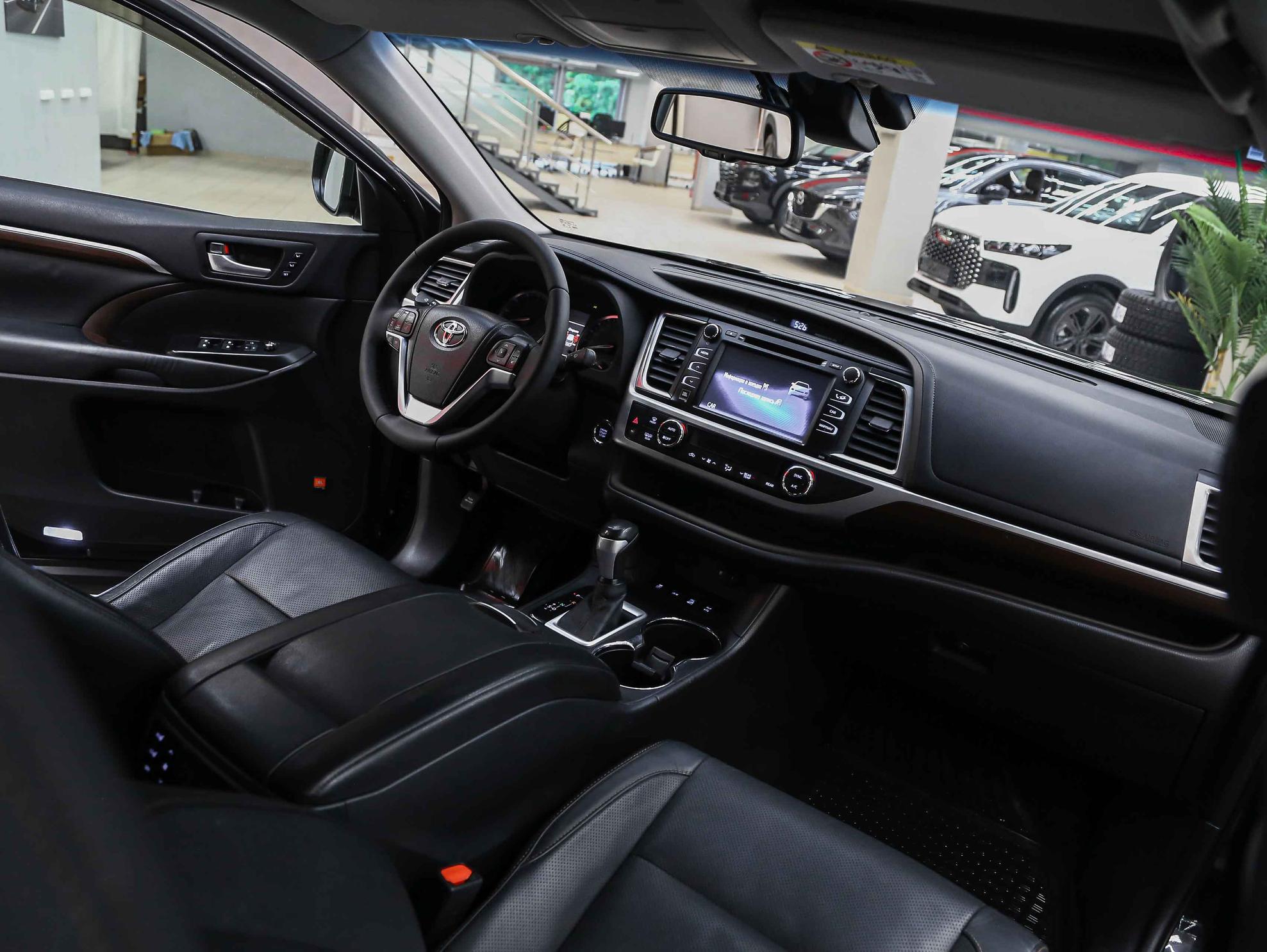 Toyota Highlander 2014, черный, ДЦ Орехово