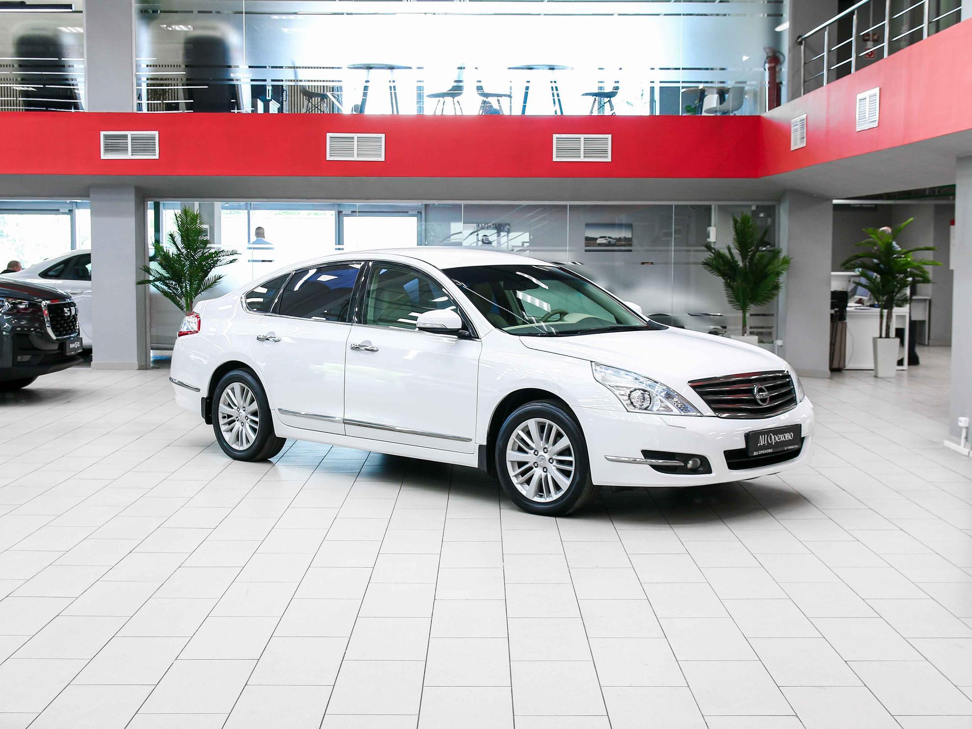Nissan Teana 2012, белый, ДЦ Орехово