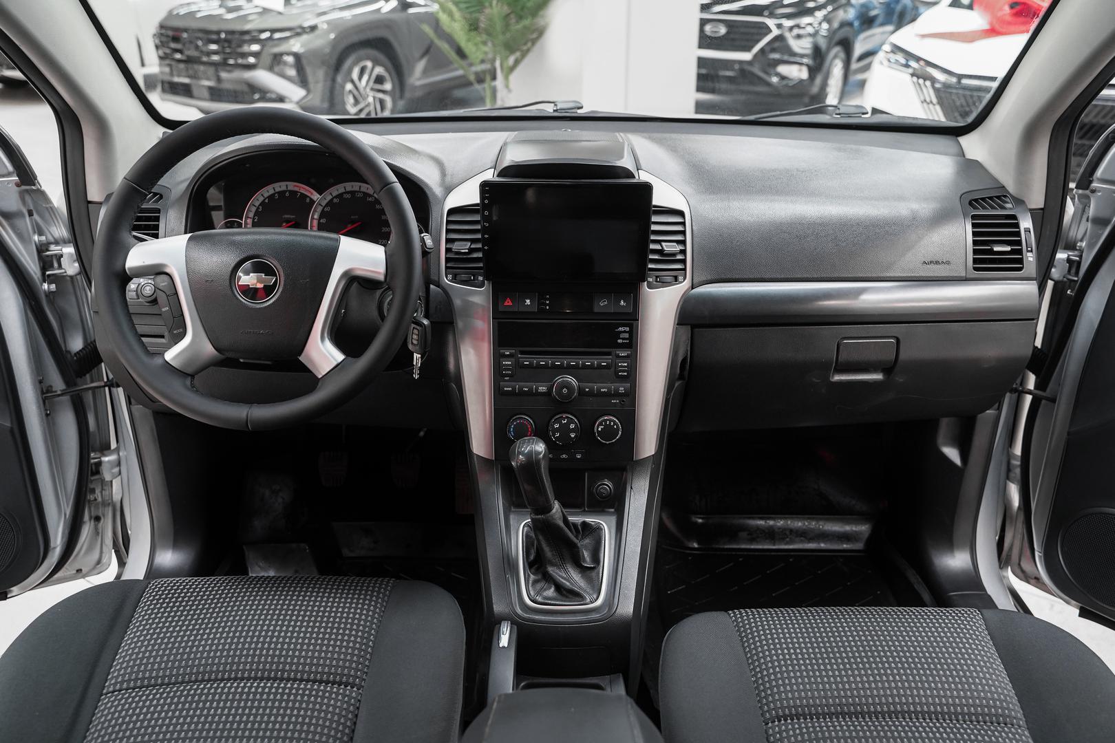 Chevrolet Captiva 2010, серебряный, ДЦ Орехово