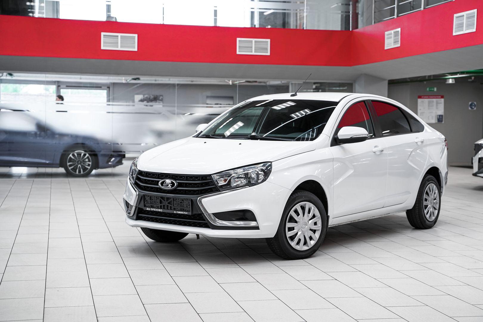 LADA (ВАЗ) Vesta 2018, белый, ДЦ Орехово