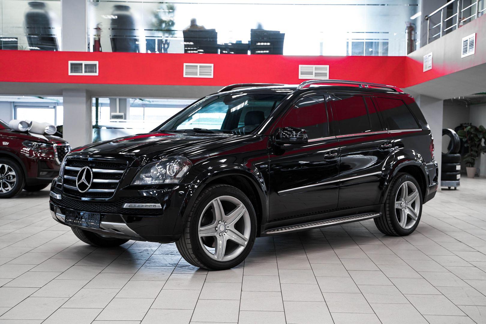 Mercedes-Benz GL-Класс 2011, черный, ДЦ Орехово