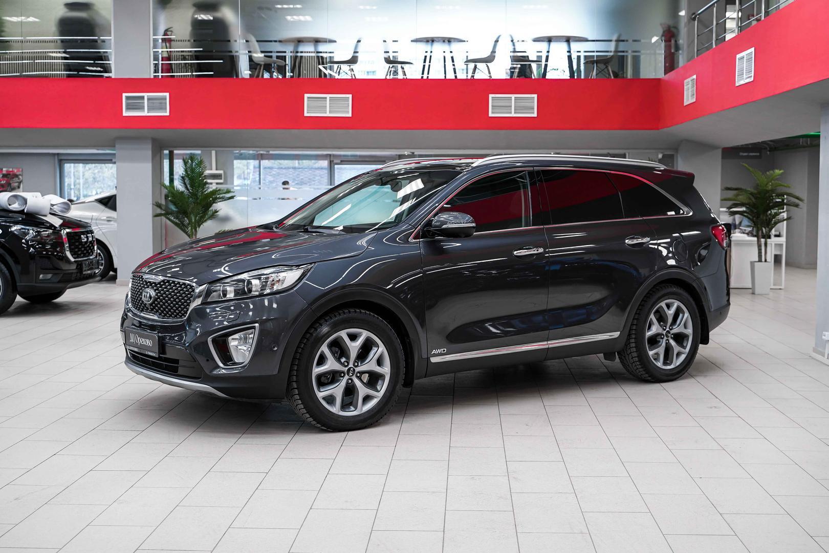 Kia Sorento 2016, серый, ДЦ Орехово