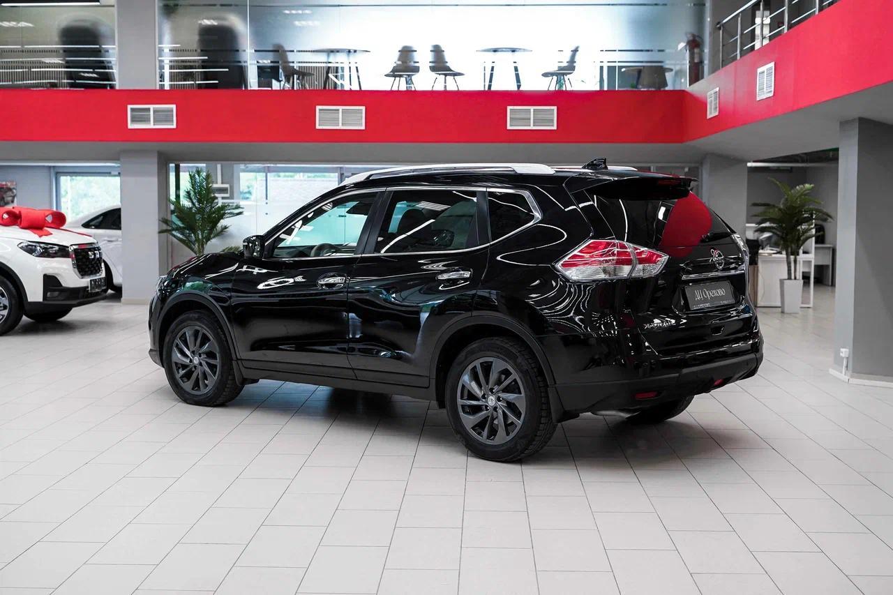 Nissan X-Trail 2017, черный, ДЦ Орехово