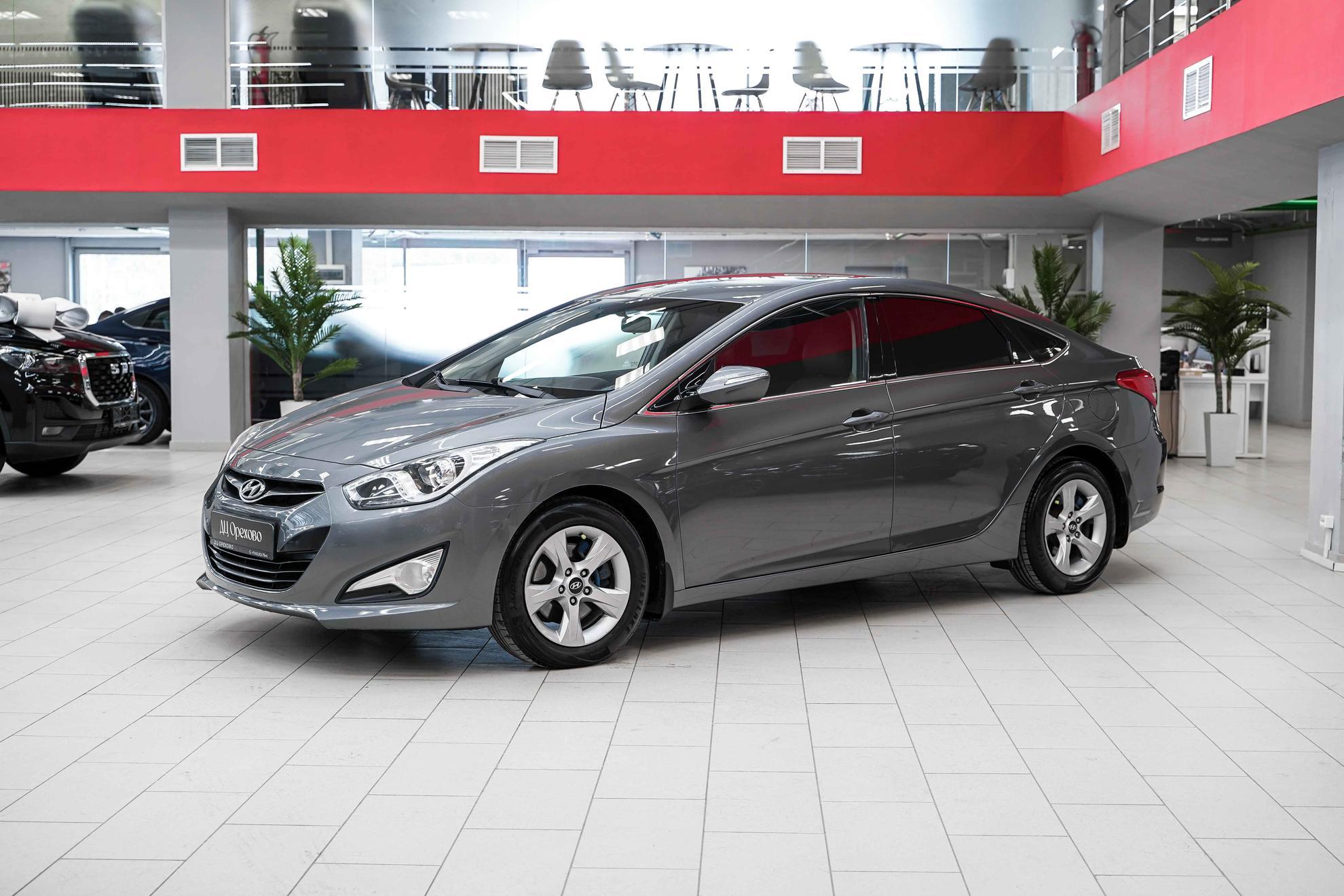 Hyundai i40 2014, серый, ДЦ Орехово