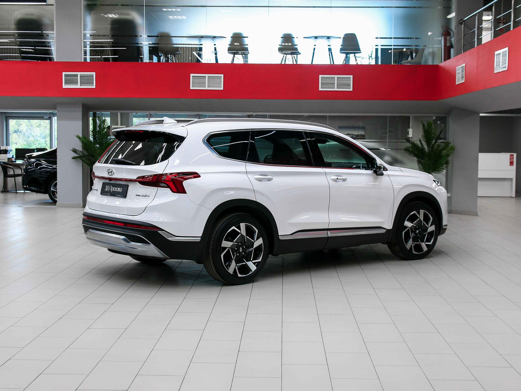 Hyundai Santa Fe 2021, белый, ДЦ Орехово