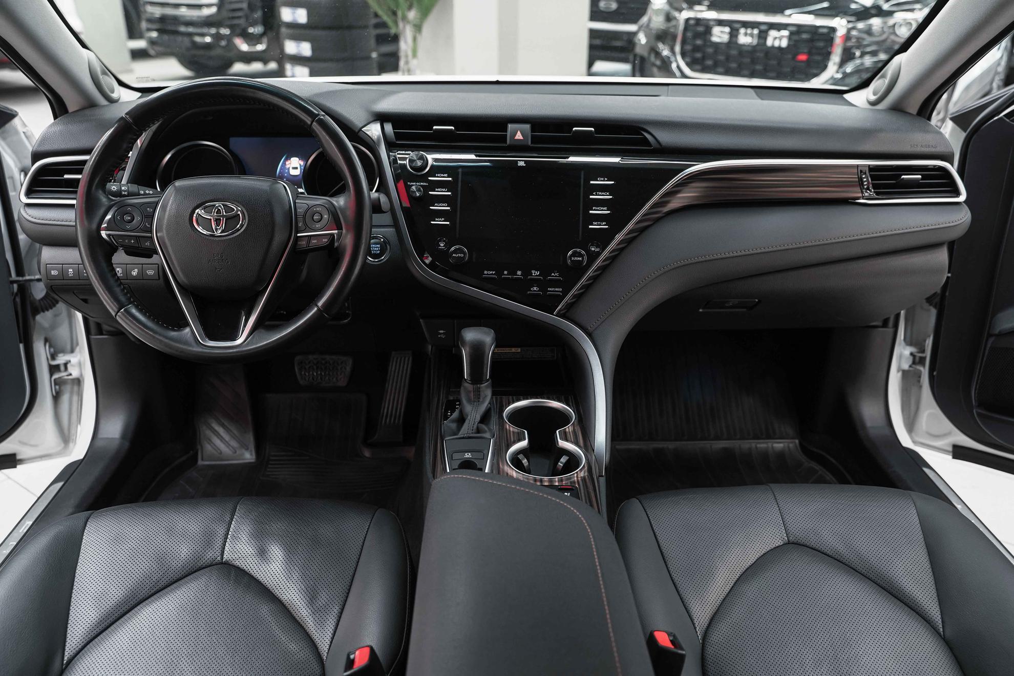 Toyota Camry 2019, черный, ДЦ Орехово