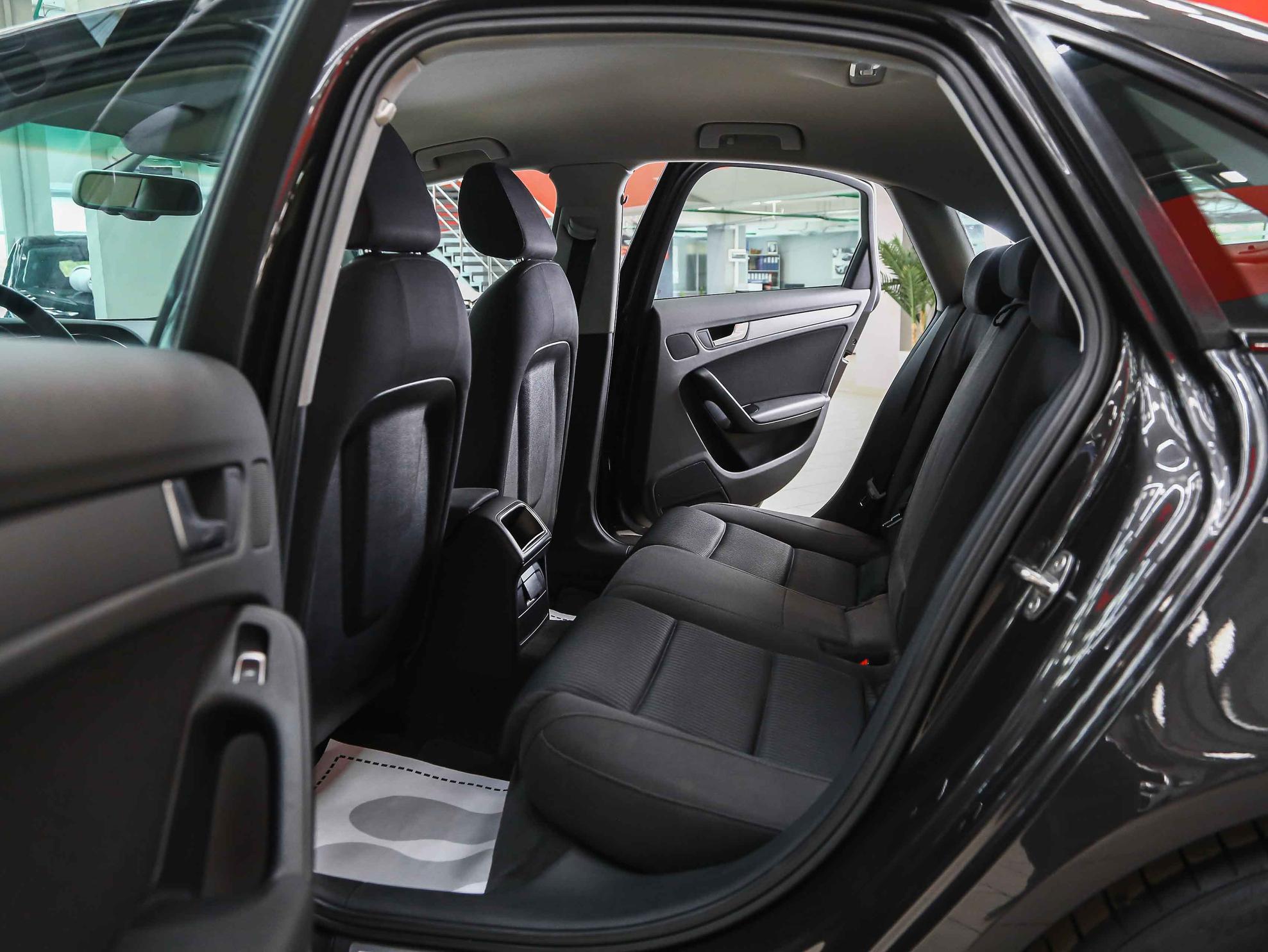 Audi A4 2014, черный, ДЦ Орехово