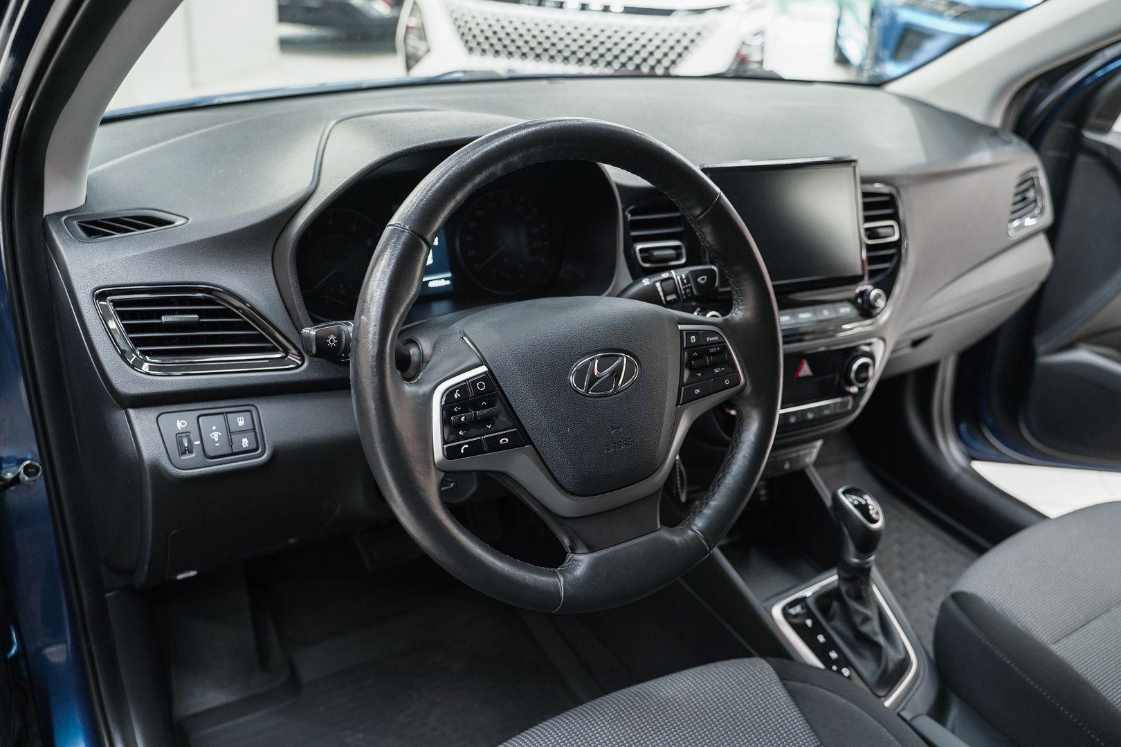 Hyundai Solaris 2021, синий, ДЦ Орехово