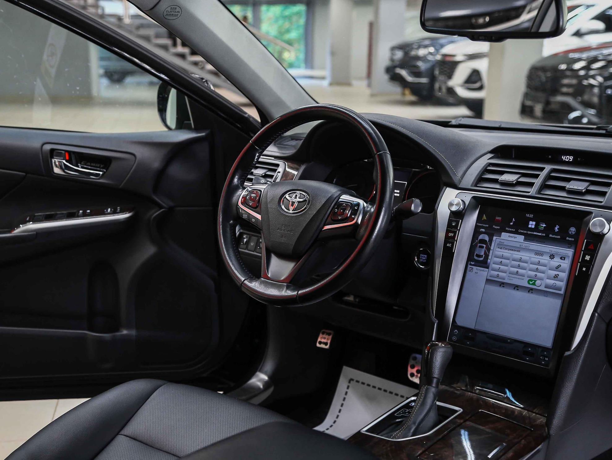 Toyota Camry 2017, белый, ДЦ Орехово