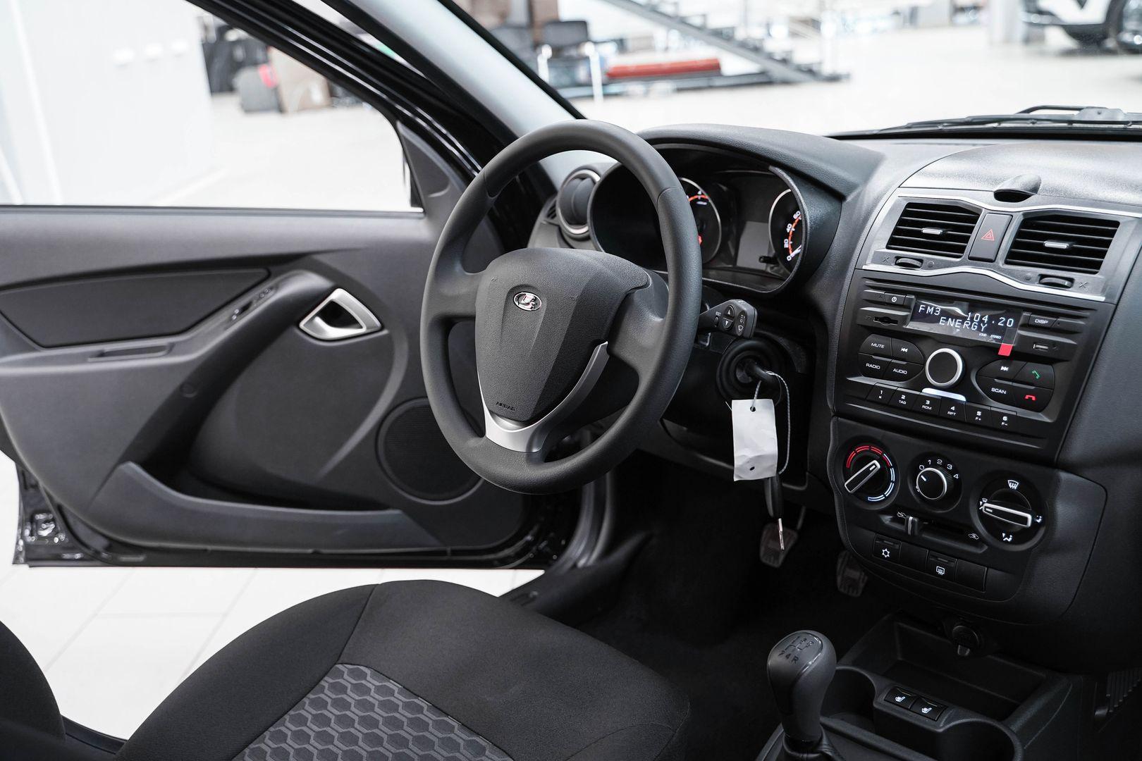 LADA (ВАЗ) Granta 2025, черный, ДЦ Орехово