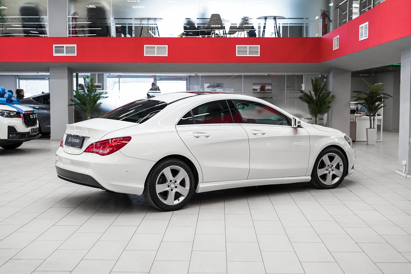 Mercedes-Benz CLA 2014, белый, ДЦ Орехово