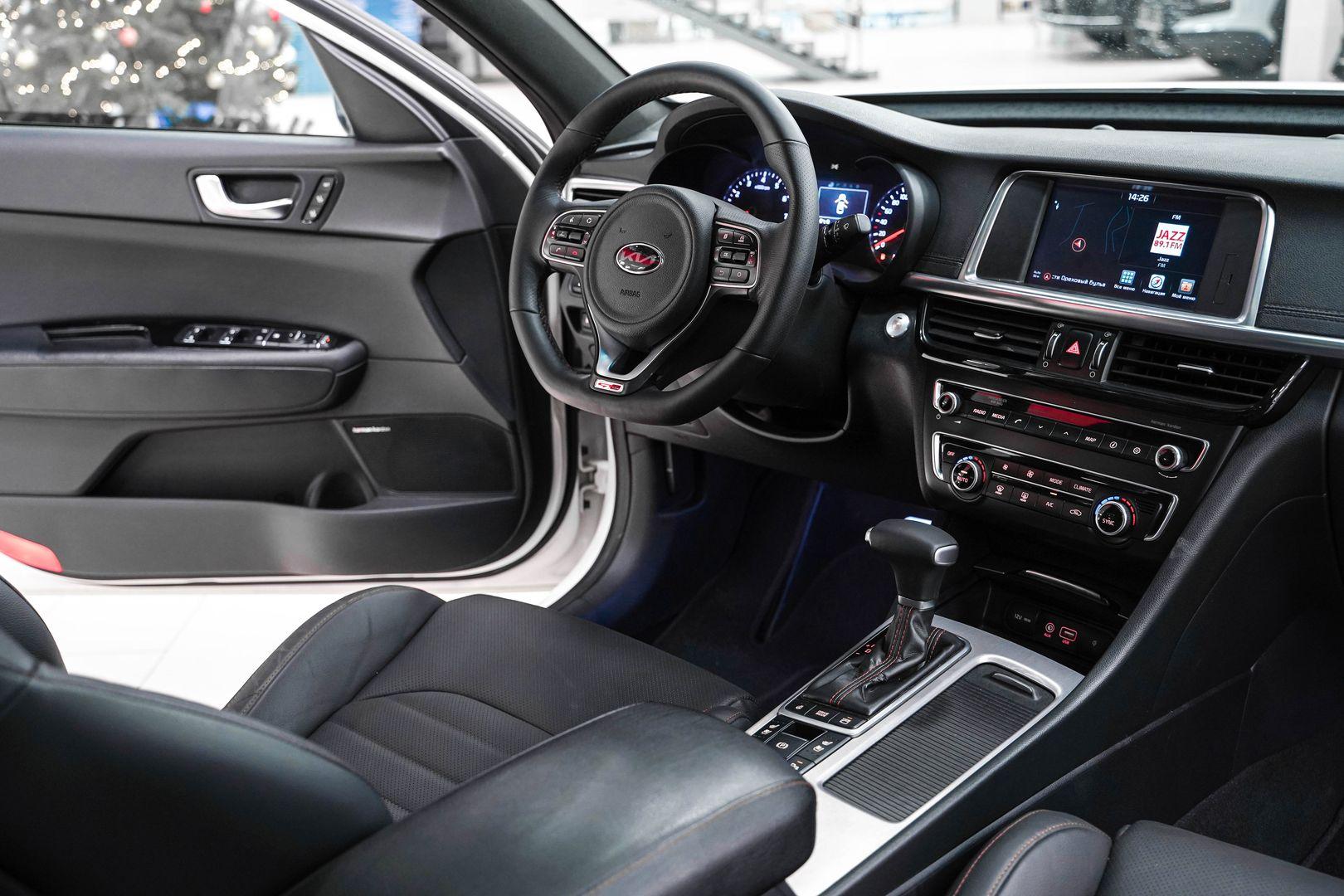 Kia Optima 2017, белый, ДЦ Орехово