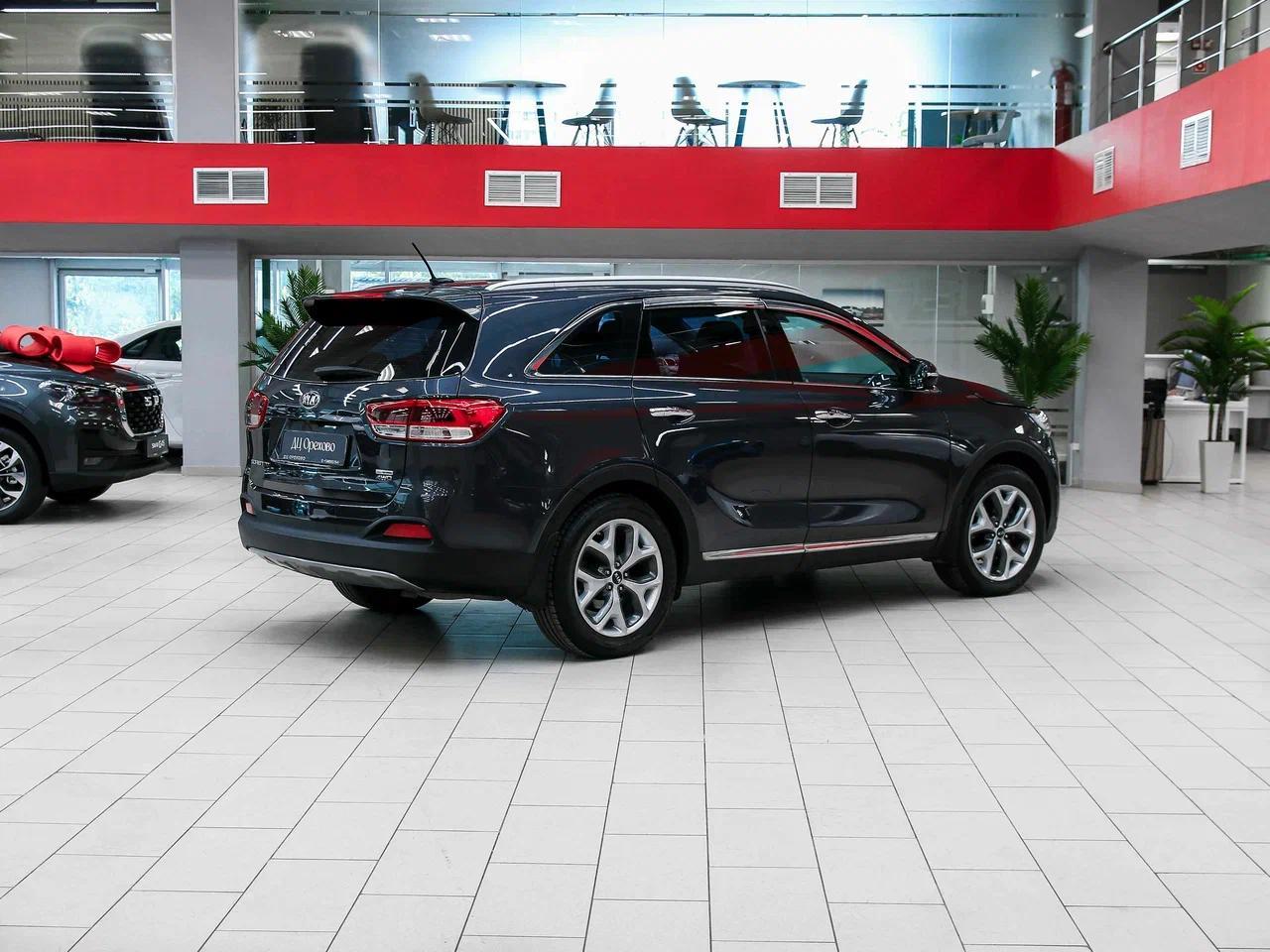Kia Sorento 2015, серый, ДЦ Орехово