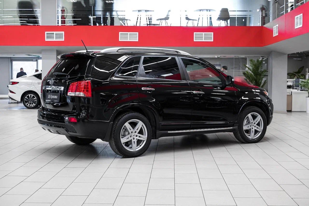 Kia Sorento 2012, черный, ДЦ Орехово