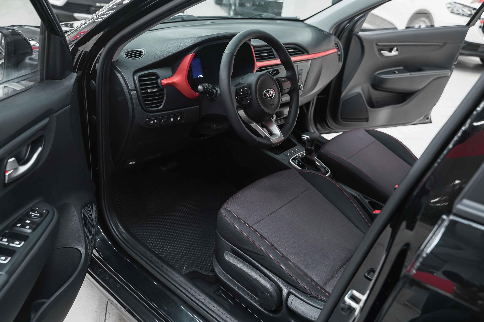 Kia Rio 2021, черный, ДЦ Орехово