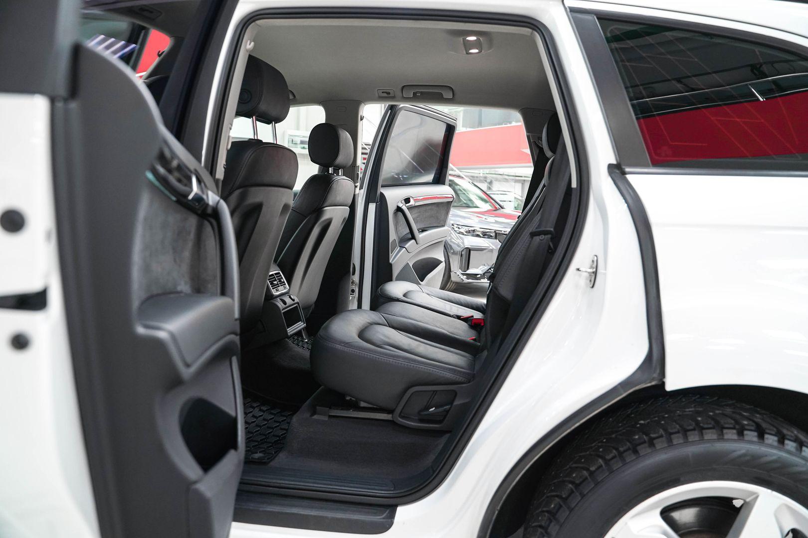 Audi Q7 2013, белый, ДЦ Орехово