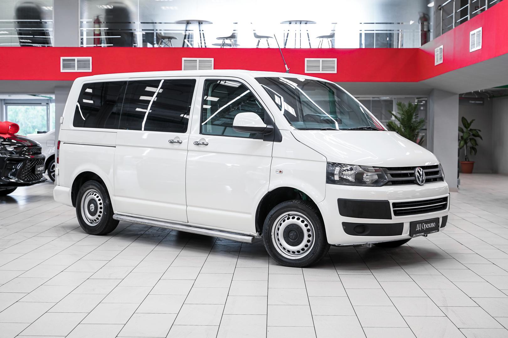 Volkswagen Transporter 2010, белый, ДЦ Орехово