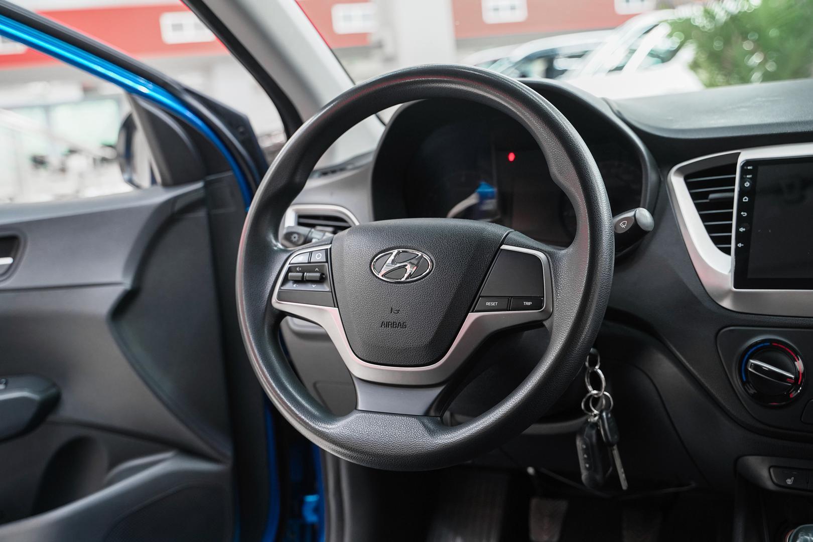 Hyundai Solaris 2017, синий, ДЦ Орехово
