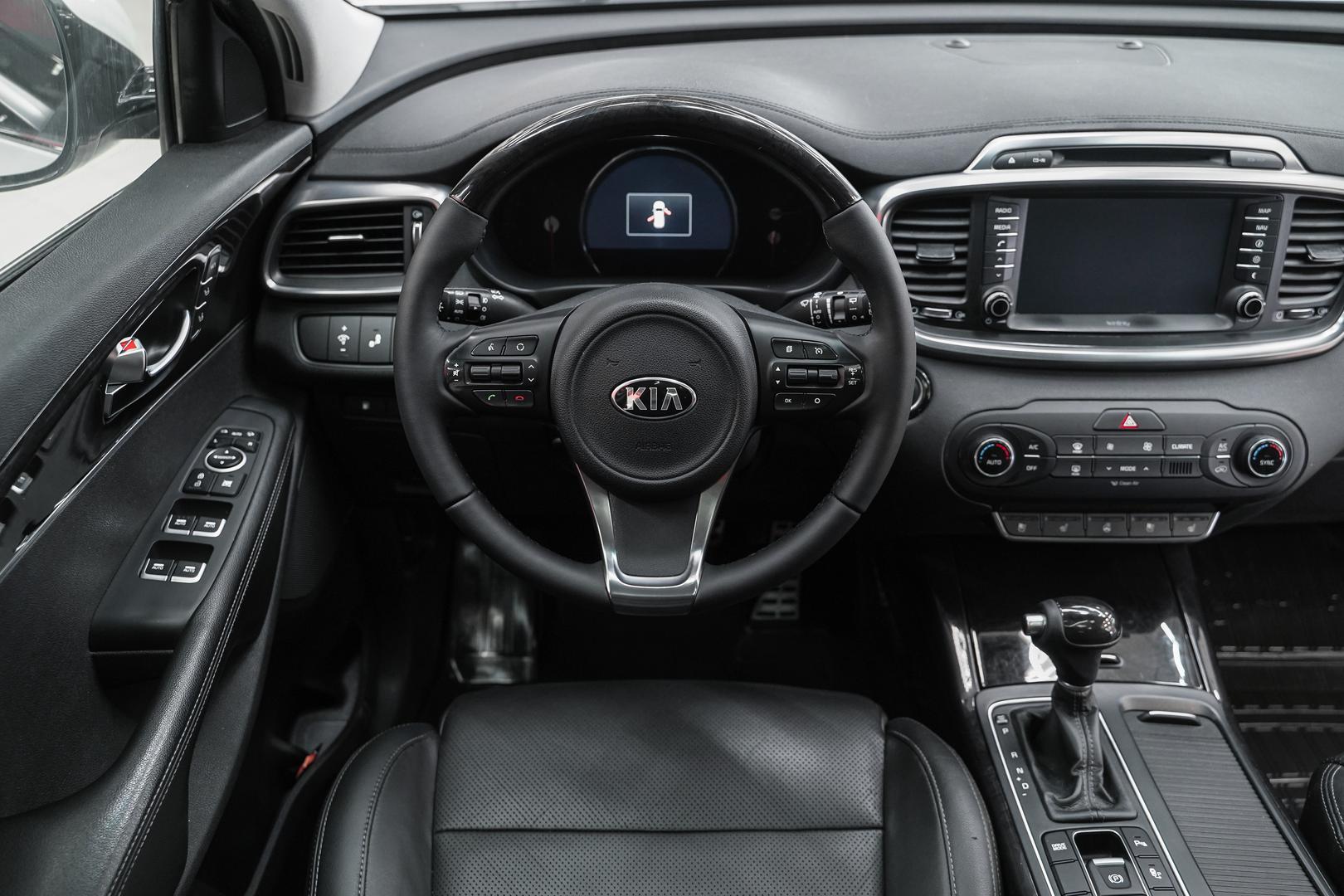 Kia Sorento 2016, белый, ДЦ Орехово
