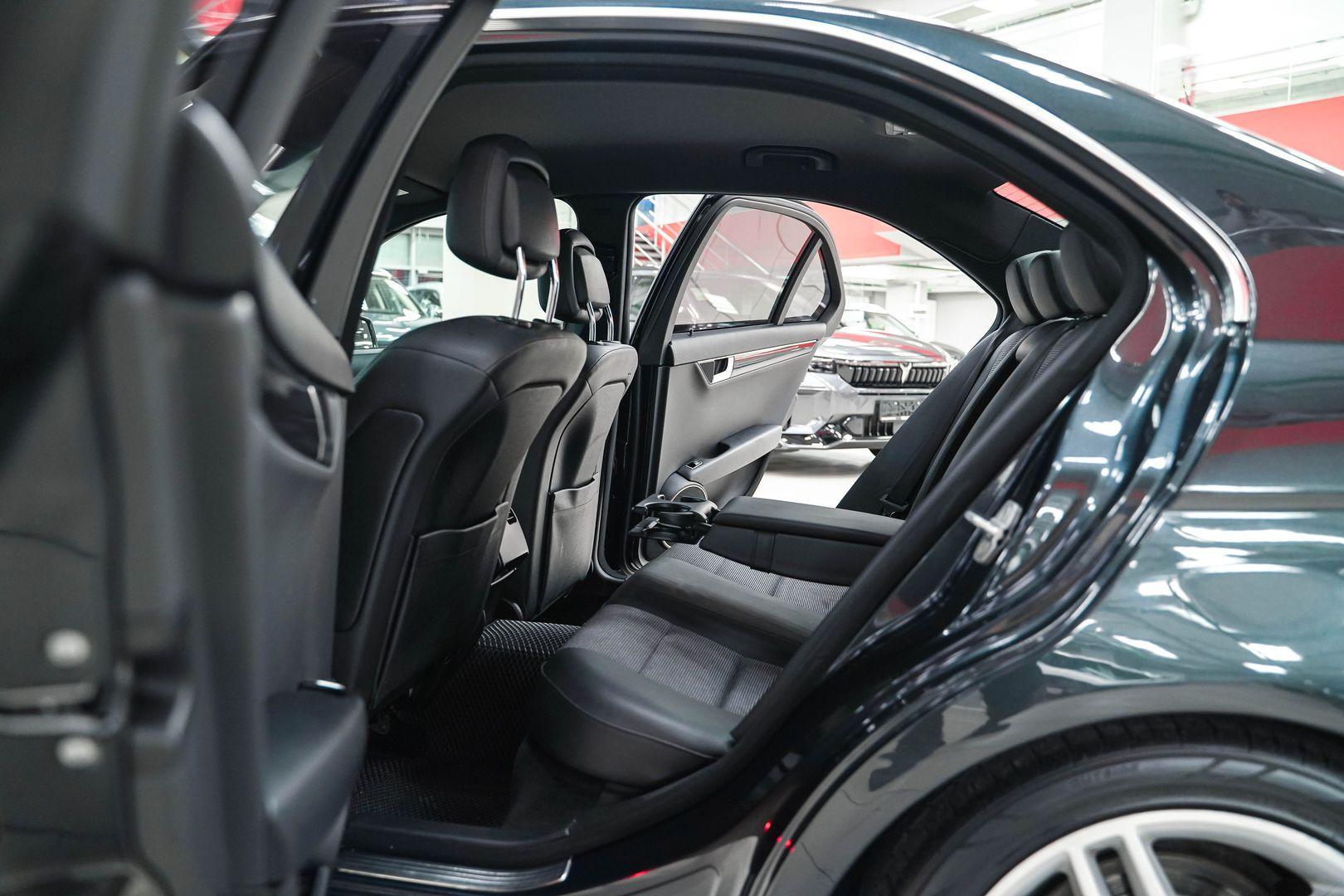 Mercedes-Benz C-Класс 2011, черный, ДЦ Орехово