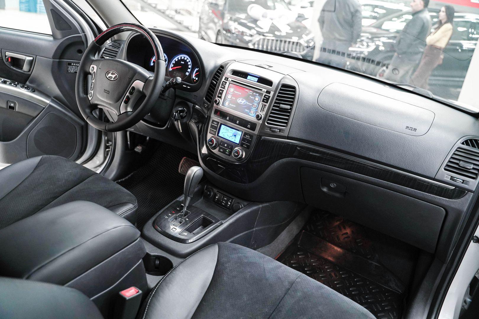 Hyundai Santa Fe 2010, серый, ДЦ Орехово