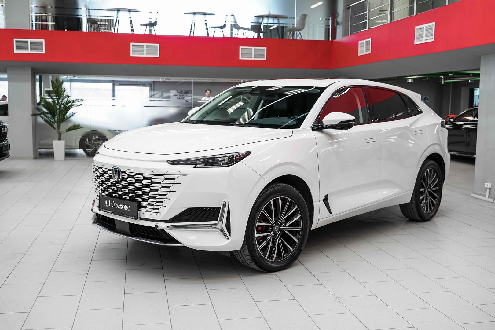 Changan UNI-K 2023, белый, ДЦ Орехово