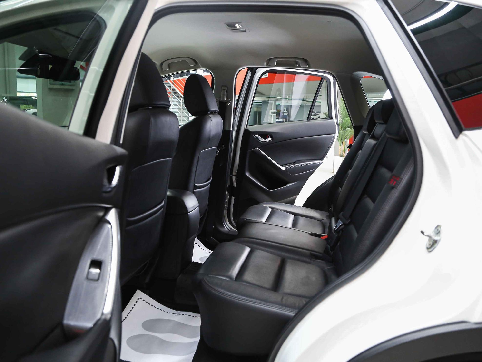 Mazda CX-5 2015, белый, ДЦ Орехово