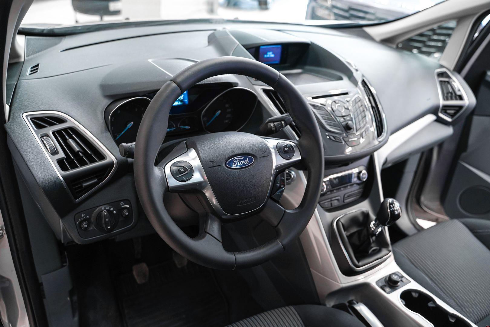 Ford C-MAX 2010, серый, ДЦ Орехово