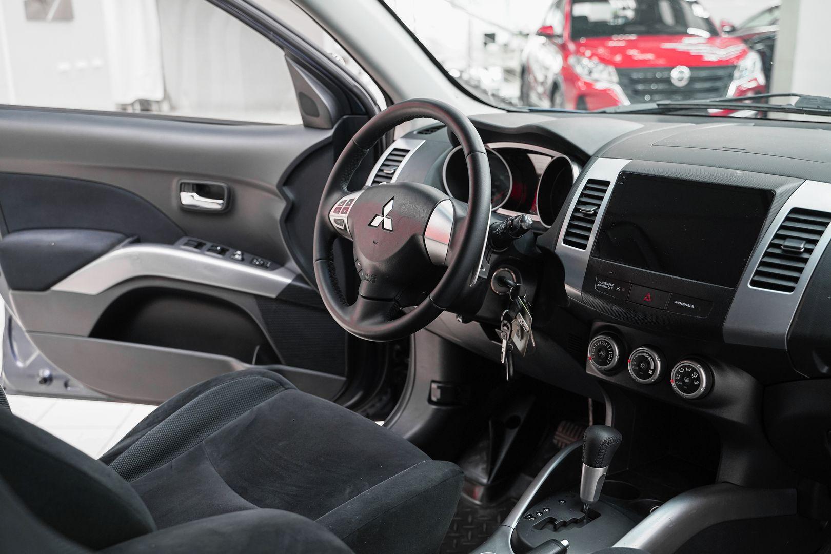 Mitsubishi Outlander 2008, синий, ДЦ Орехово