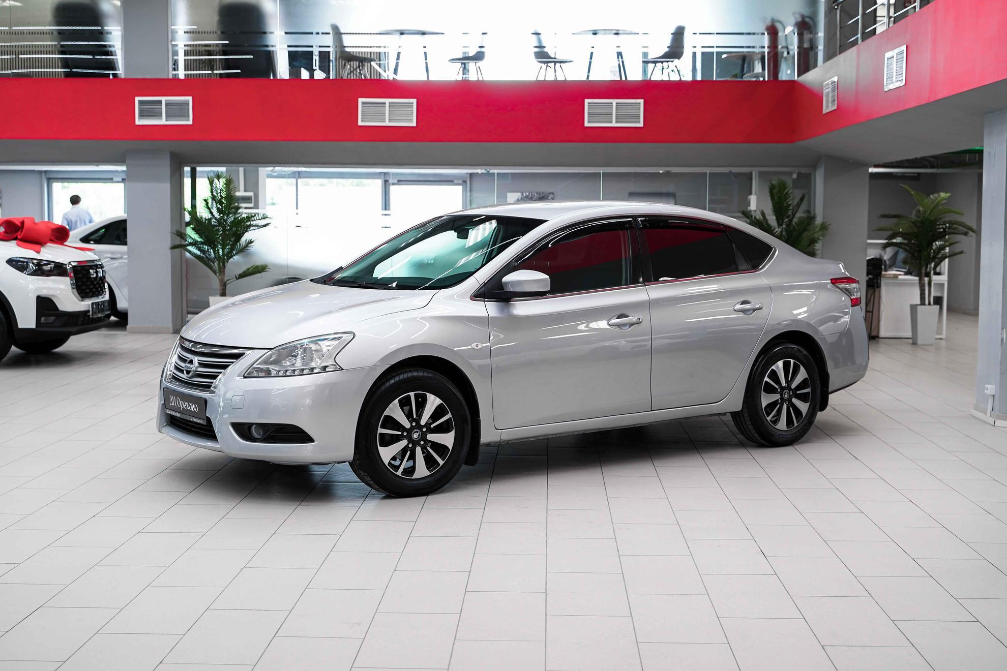 Nissan Sentra 2014, серебряный, ДЦ Орехово