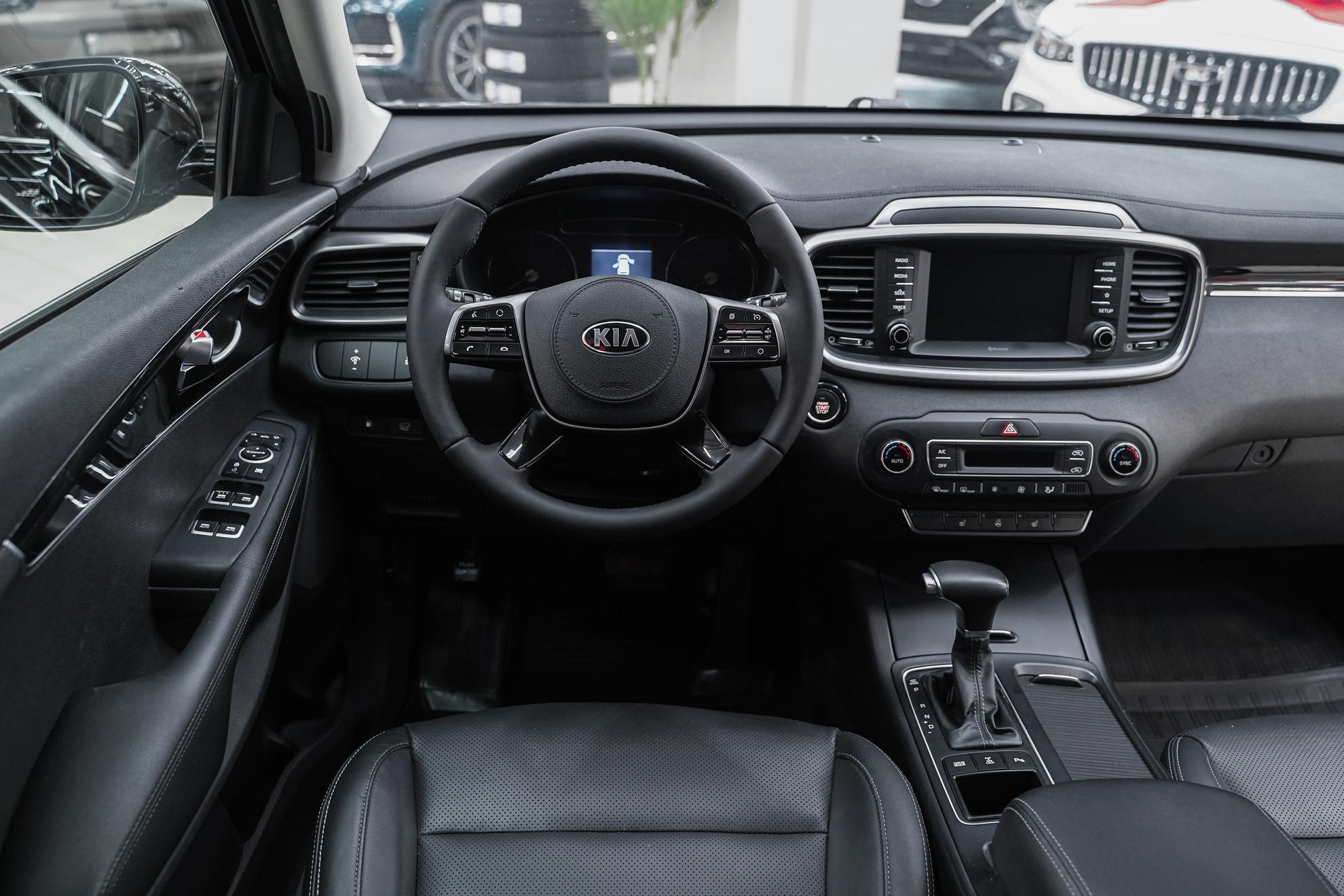 Kia Sorento 2018, черный, ДЦ Орехово